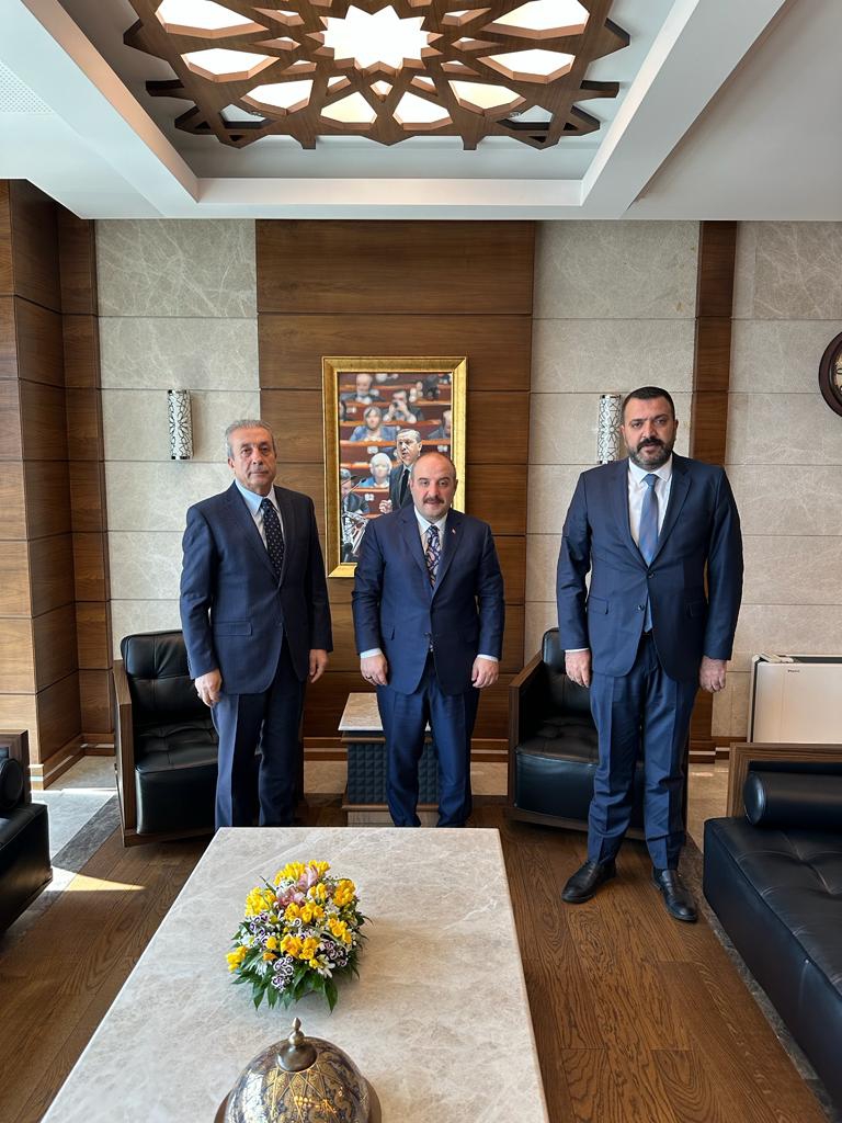 OSB Yönetim Kurulu Başkanımız Mustafa Fidan 5. Etap ve altyapı sorunları ile ilgili Sanayi ve Teknoloji Bakanı Sayın Mustafa Varank ile Ankara'da görüştü.