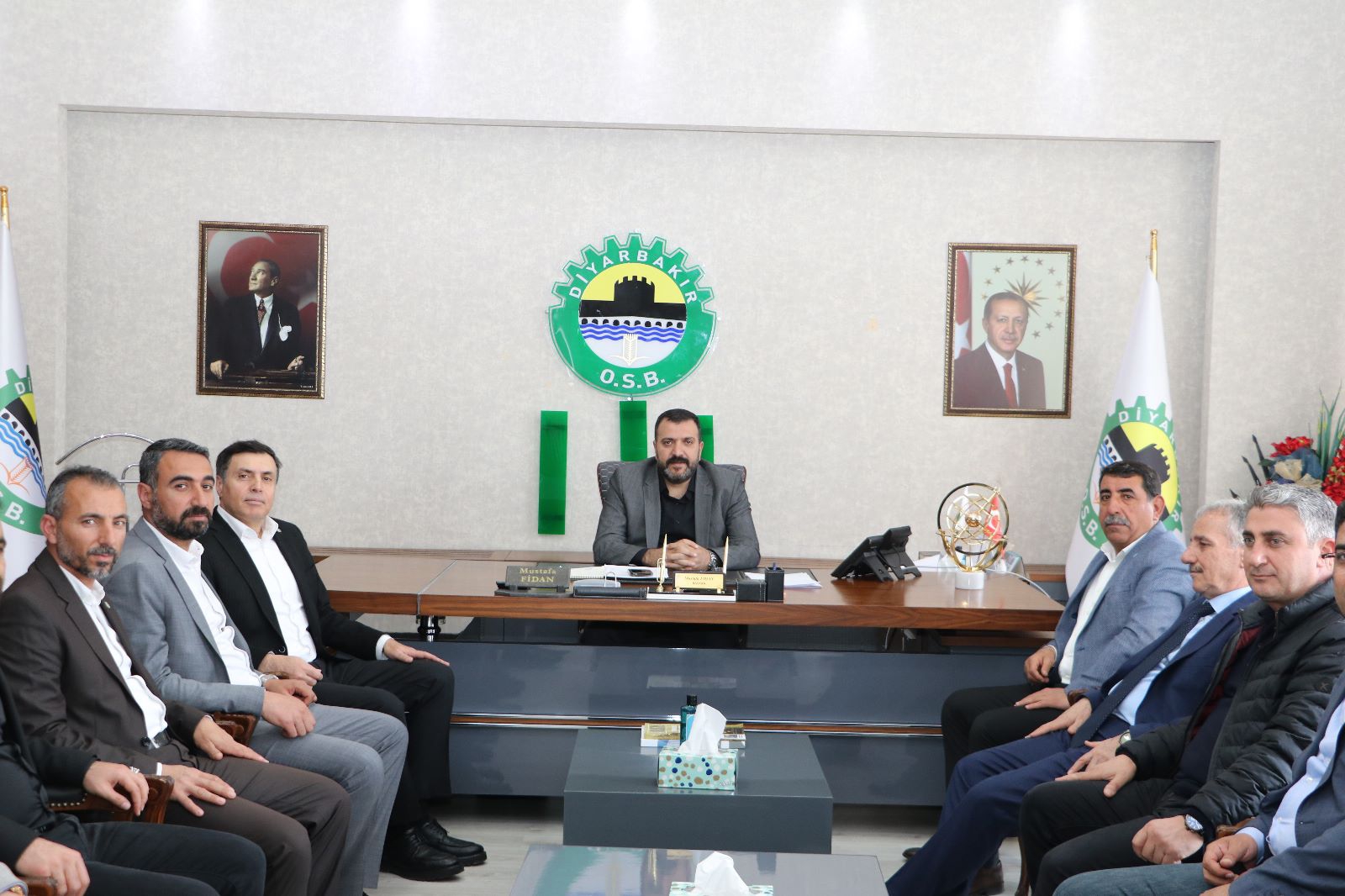 İYİ Parti Diyarbakır 1. Sıra Milletvekili Adayı Vejdin Ensarioğlu, Mustafa Fidan ile yönetimini ziyaret etti.