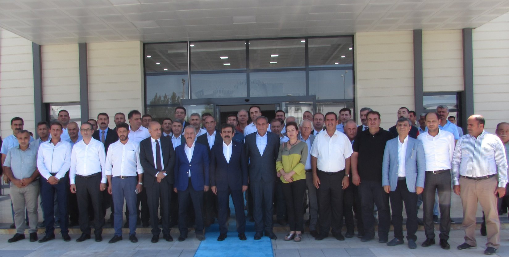 Diyarbakır Valimiz Sayın Hasan Basri Güzeloğlu Organize Sanayi Bölgesinde Sanayicilerle Bir Araya Gelerek Sanayicilerimizin Sorunlarını Dinlediler
