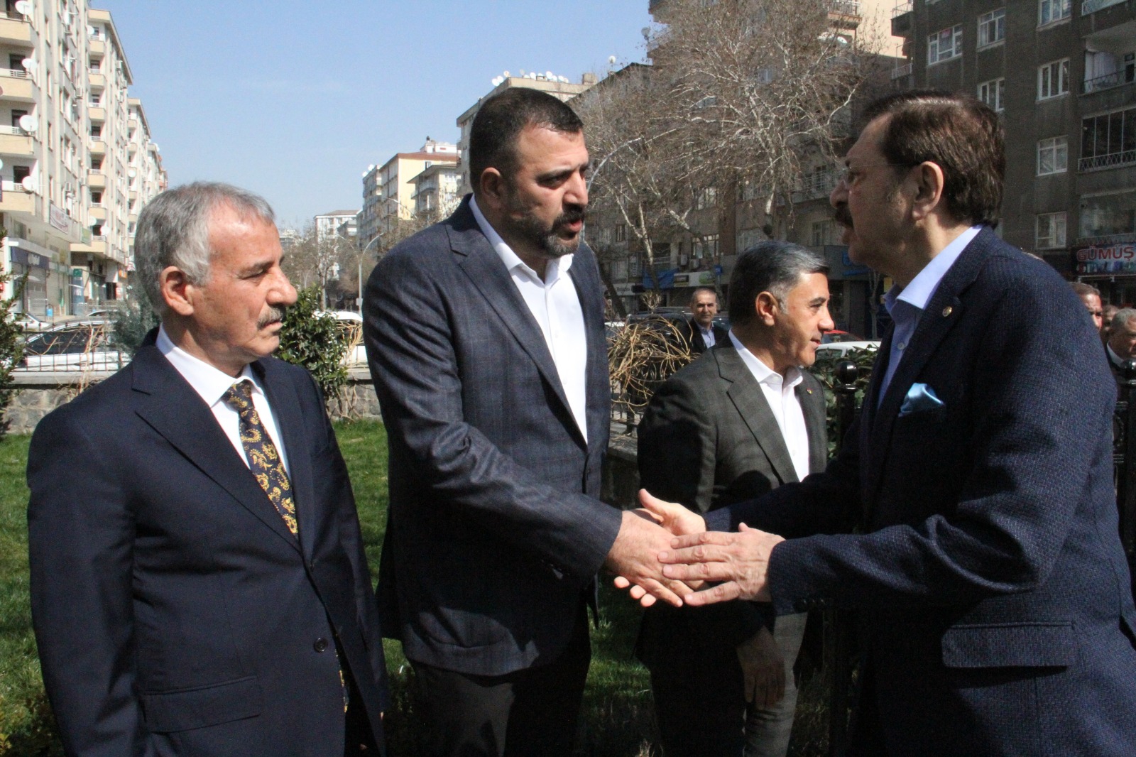 TOBB Başkanı M.Rifat Hisarcıklıoğlu ve Sivil toplum Örgütleri ile bir araya geldi.